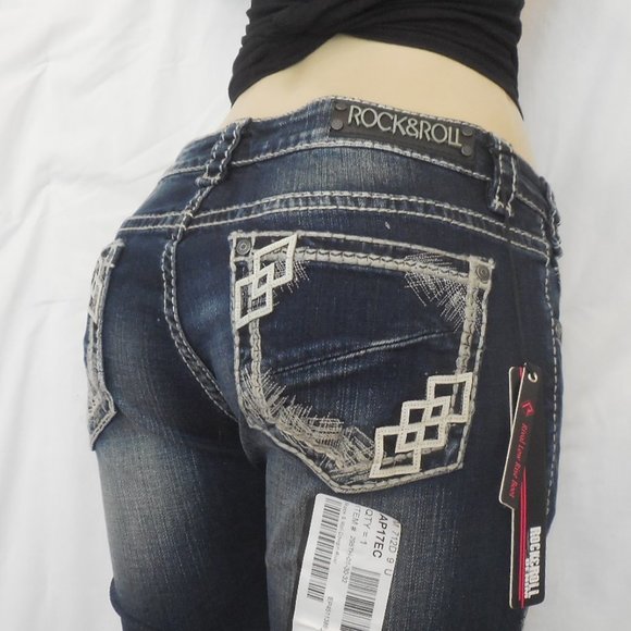 NEW Rock and Roll Cowgirl Jeans Size 30x34 Low Rise Bootcut Denim Embellished - Picture 1 of 13
